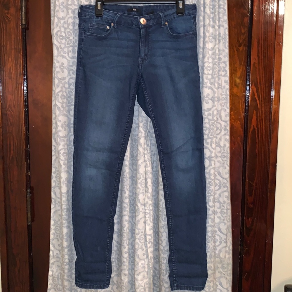 H&M stretchy jeans NEVER WORN
